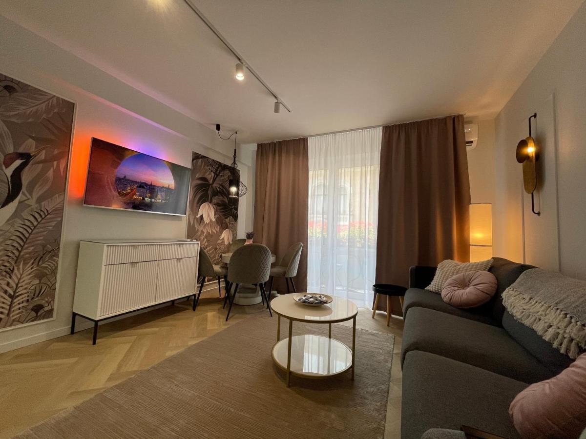Jeny Boutique Apartment Targu-Mures Bagian luar foto