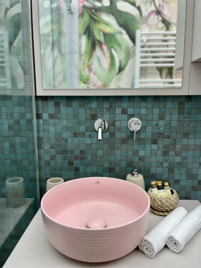 Jeny Boutique Apartment Targu-Mures Bagian luar foto
